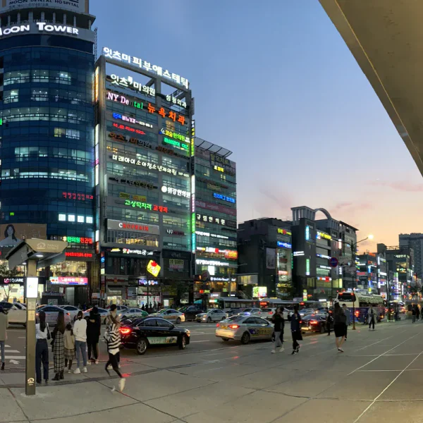 로열 예리스튜디오 홈타이 제휴업체 이미지